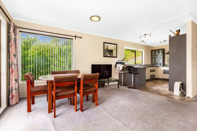 Photo of property in 31 Bayview Road, Paremata, Porirua, 5024