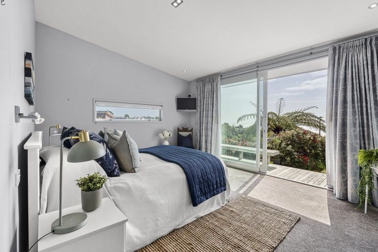 Photo of property in 13 Shearer Drive, Oakura, 4314