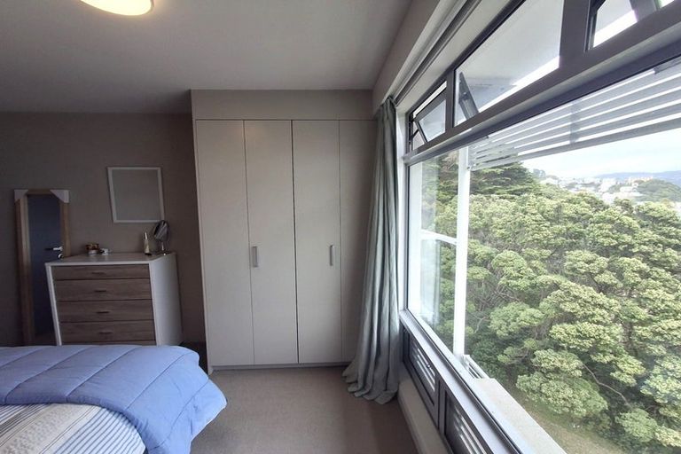Photo of property in The Capital, 22/370 Oriental Parade, Oriental Bay, Wellington, 6011