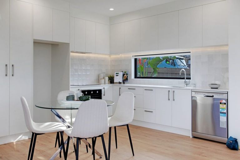 Photo of property in 139 Richardson Road, Mount Albert, Auckland, 1025