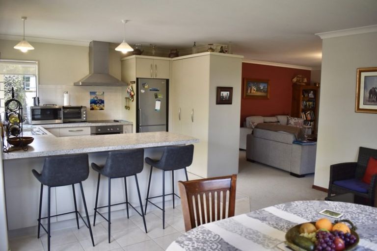 Photo of property in 8 Speranza Avenue, Otaki, 5512