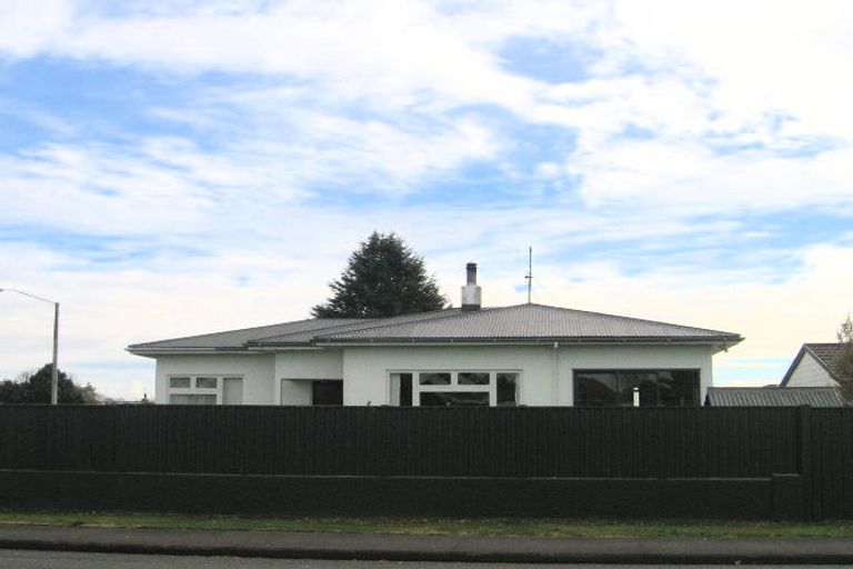 Photo of property in 2/1400 Woodstock Avenue, Mayfair, Hastings, 4122