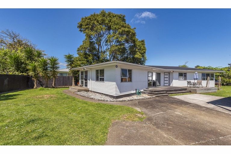 Photo of property in 4 Mcshane Street, Pukekohe, 2120