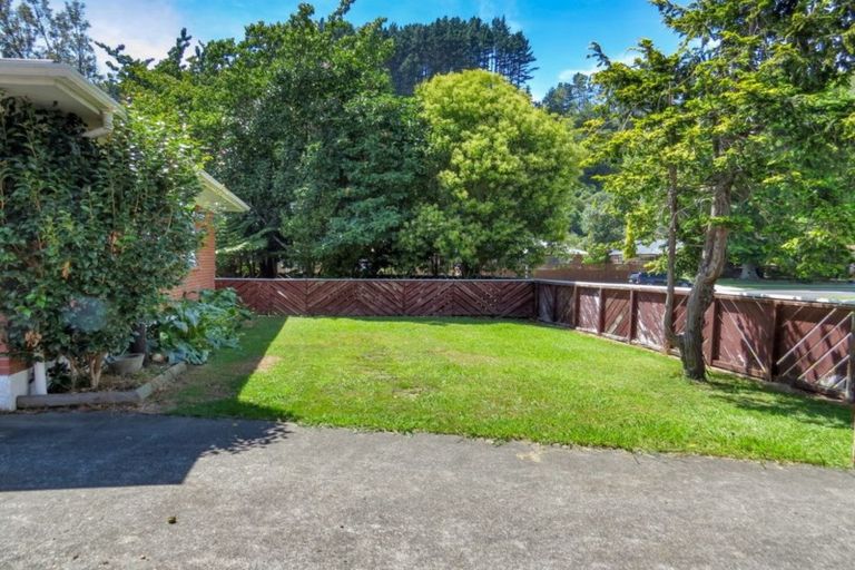 Photo of property in 2 Lakeview Place, Whakatane, 3120