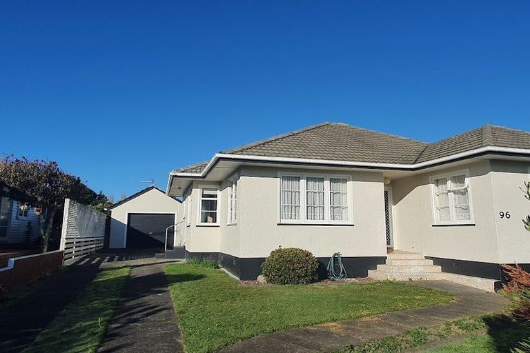 Photo of property in 96 Portal Street, Durie Hill, Whanganui, 4500