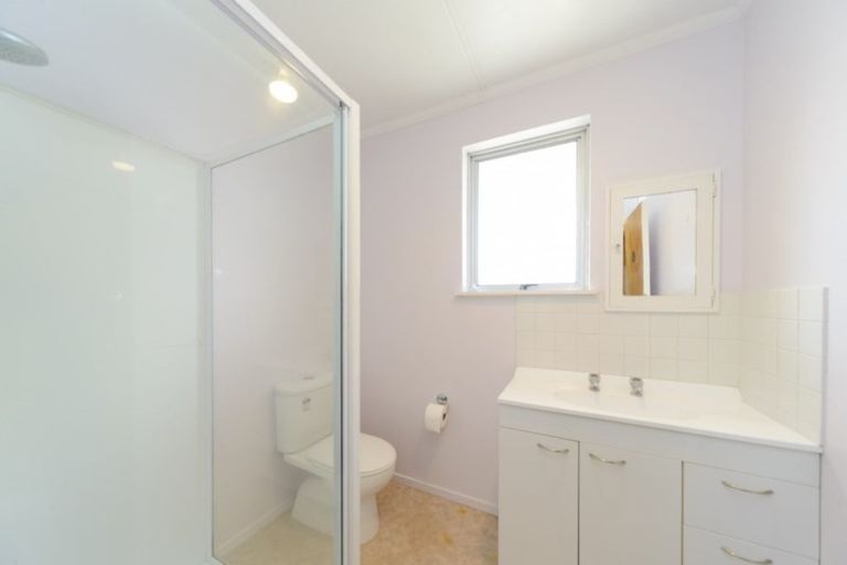 Photo of property in 48a Herbert Avenue, Cloverlea, Palmerston North, 4412