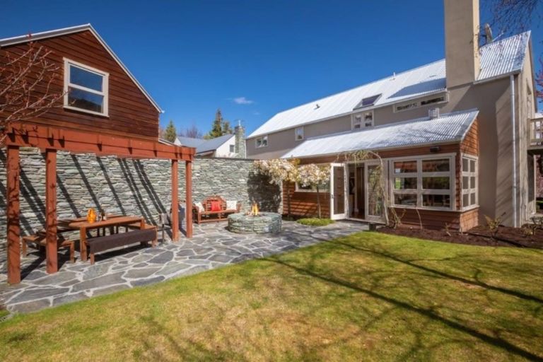 Photo of property in Millbrook Resort, 6 Orchard Hill, Arrowtown, 9371