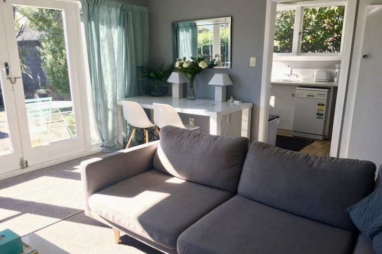 Photo of property in 2/57 Saint Albans Street, St Albans, Christchurch, 8014