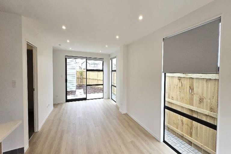 Photo of property in 35 Kapia Drive, Takanini, 2112