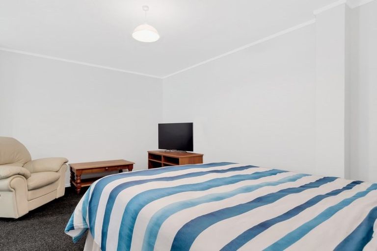 Photo of property in 2 Takapu Street, Matua, Tauranga, 3110