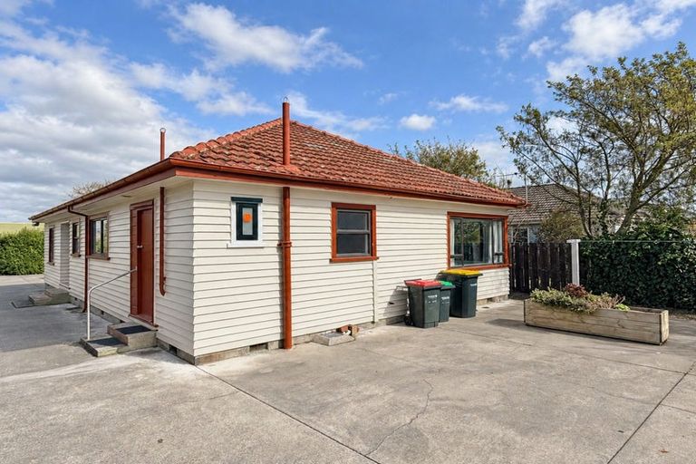 Photo of property in 21 Owens Terrace, Upper Riccarton, Christchurch, 8041