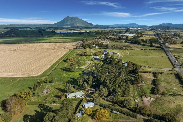 Photo of property in 21 Kawerau Road, Putauaki, Whakatane, 3192