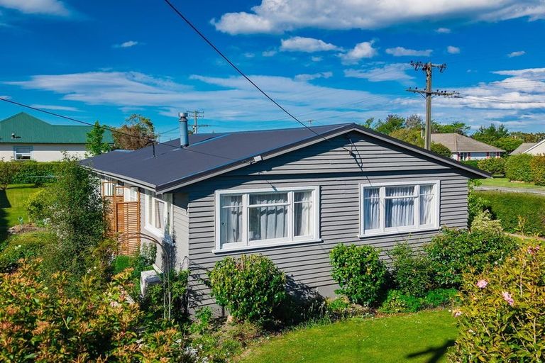 Photo of property in 6 Betten Street, Waimate, 7924