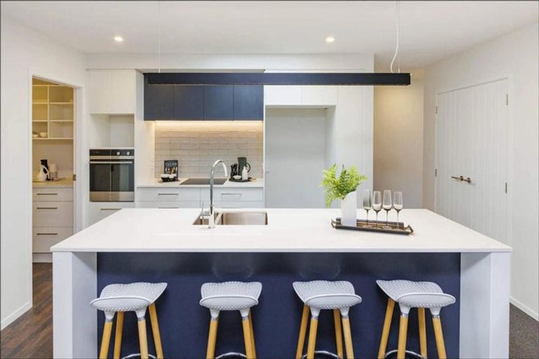 Photo of property in 334 Grenada Street, Papamoa Beach, Papamoa, 3118