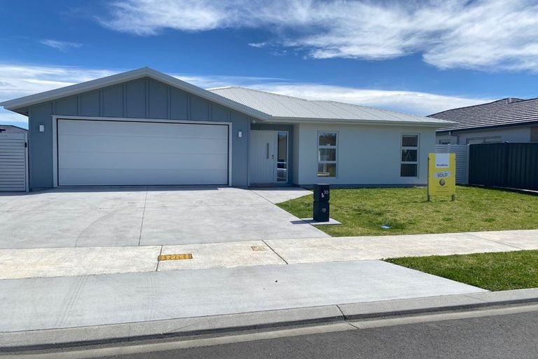 Photo of property in 10 Cassin Place, Taradale, Napier, 4112