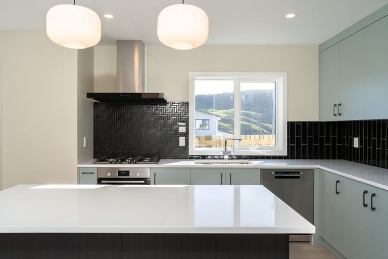 Photo of property in 9 Swinton Place, Churton Park, Wellington, 6037