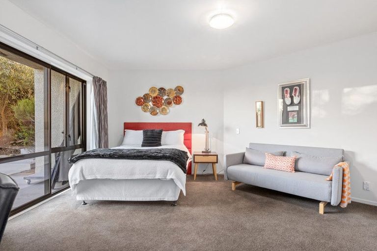 Photo of property in 24 Lucknow Place, Cashmere, Christchurch, 8022