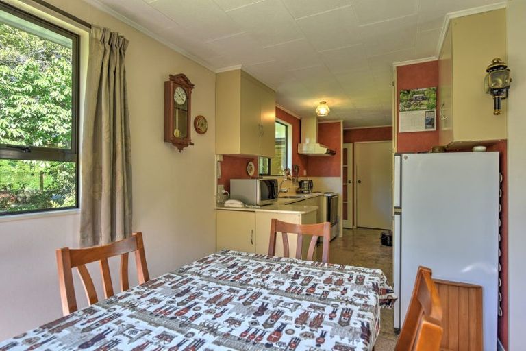 Photo of property in 129 Mataura Island Fortrose Road, Mataura Island, Wyndham, 9891