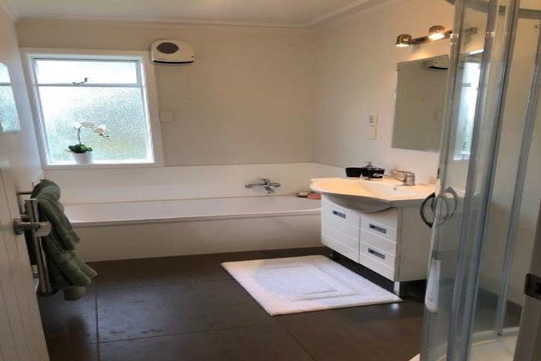 Photo of property in 27 Motu Street, Saint Clair, Dunedin, 9012