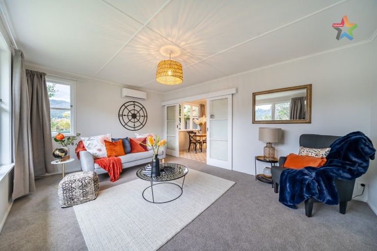 Photo of property in 41 Bird Grove, Stokes Valley, Lower Hutt, 5019