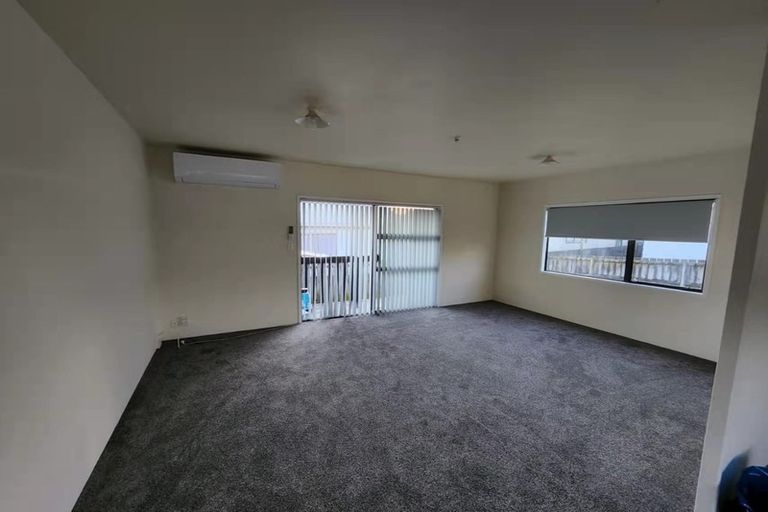 Photo of property in 9a Foxlaw Street, Randwick Park, Auckland, 2105