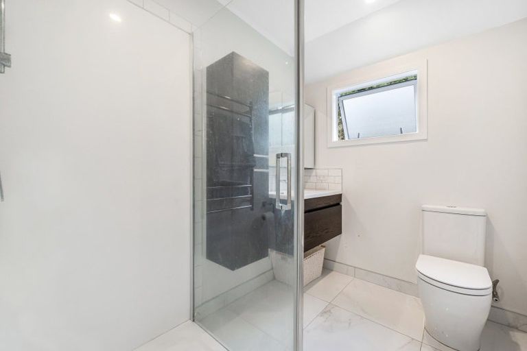 Photo of property in 92a Beach Road, Mellons Bay, Auckland, 2014