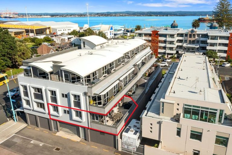 Photo of property in Salisbury Crown, 5/7 Salisbury Avenue, Mount Maunganui, 3116