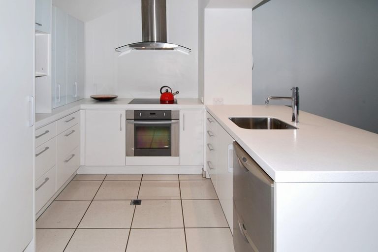 Photo of property in 11/272 Marine Parade, New Brighton, Christchurch, 8061