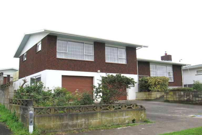 Photo of property in 10 Dewe Avenue, Feilding, 4702