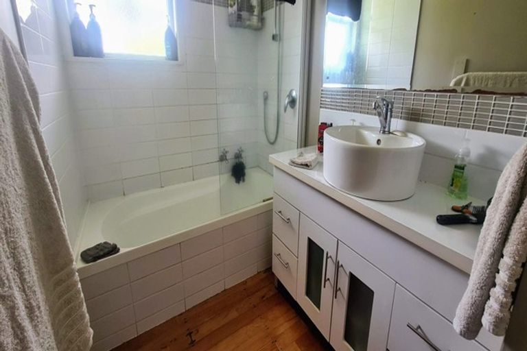 Photo of property in 111 Hurndall Street East, Maungaturoto, 0520