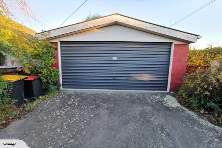 Photo of property in 300 Withells Road, Avonhead, Christchurch, 8042
