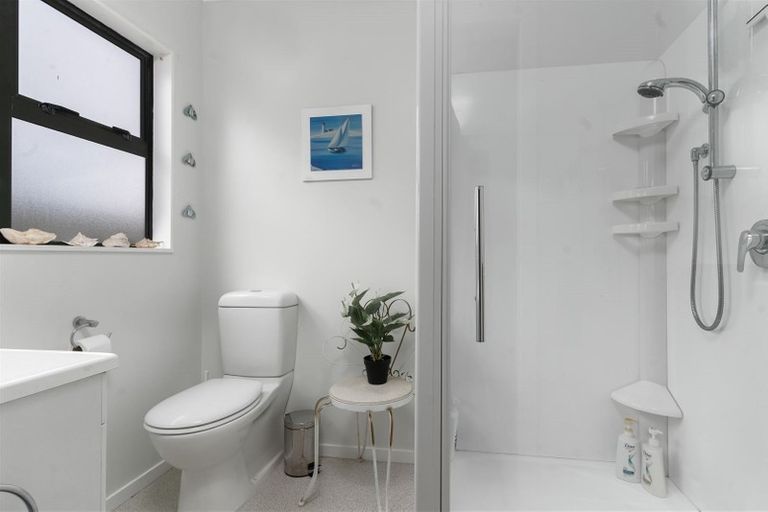 Photo of property in 1 Tamarisk Drive, Riversdale Beach, Masterton, 5872