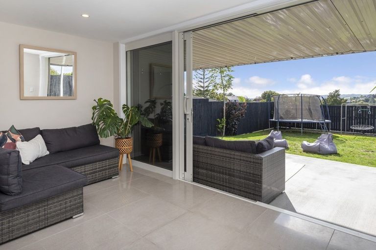 Photo of property in 78 Alexander Street, Cockle Bay, Auckland, 2014