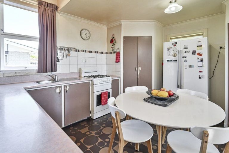 Photo of property in 311 Fenwick Street, Mayfair, Hastings, 4122