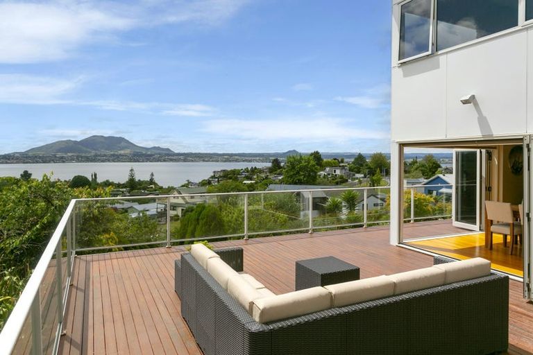 Photo of property in 33 Shera Street, Acacia Bay, Taupo, 3330