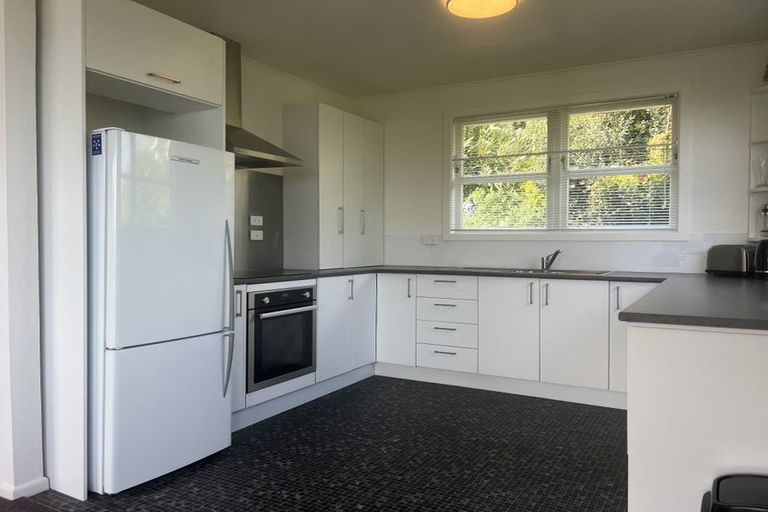 Photo of property in 17 Seatoun Heights Road, Miramar, Wellington, 6022