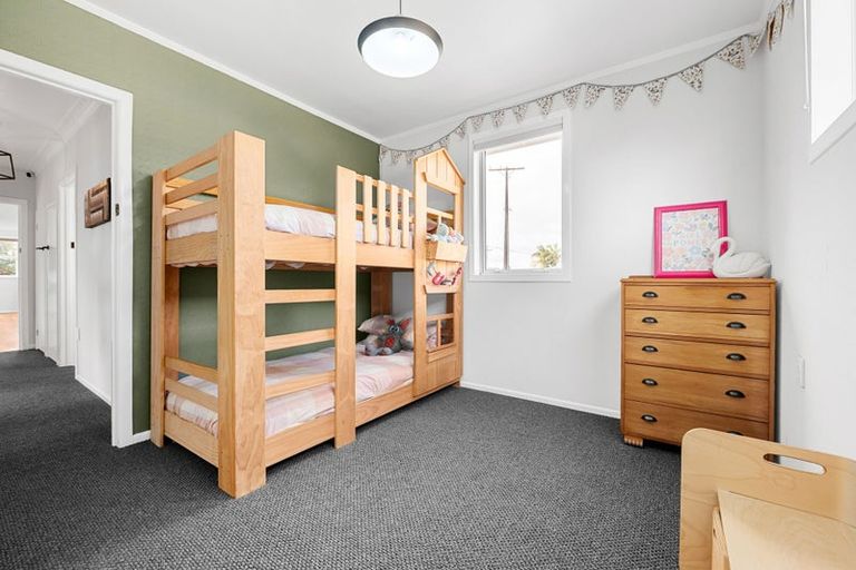 Photo of property in 9 Duncan Road, St Andrews, Hamilton, 3200