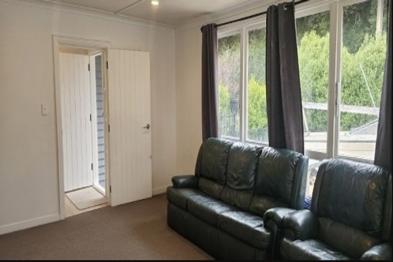 Photo of property in 2 Robertson Place, Rukuhia, Hamilton, 3282