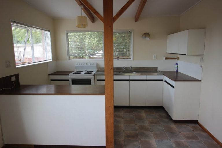 Photo of property in 2/35a Rangatira Road, Beach Haven, Auckland, 0626