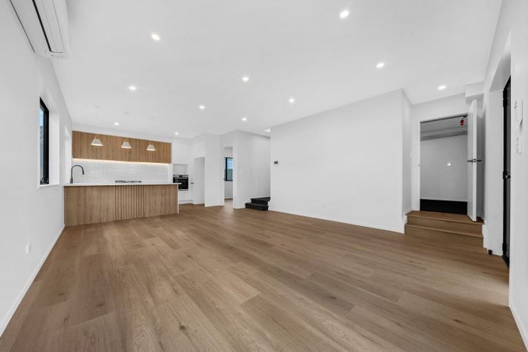Photo of property in 11b Colum Place, Bucklands Beach, Auckland, 2014