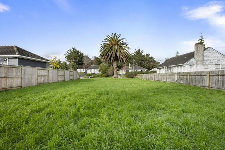 Photo of property in 35 Ahuru Street, Marton, 4710