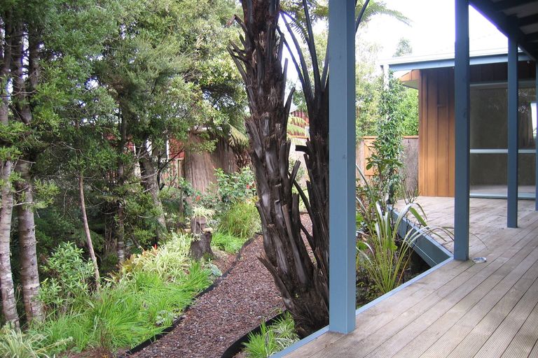 Photo of property in 16 Hihitahi Rise, Paihia, 0200