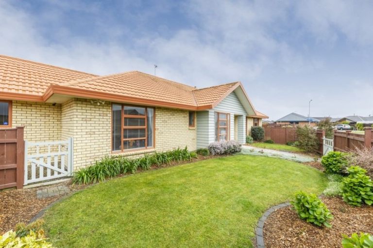 Photo of property in 53 Branigan Parade, Kelvin Grove, Palmerston North, 4414