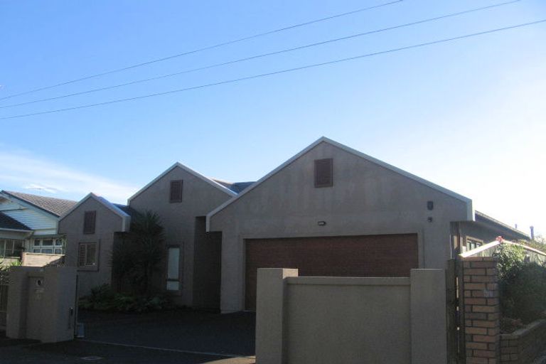 Photo of property in 51 Wilford Street, Woburn, Lower Hutt, 5011