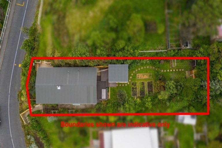 Photo of property in 99 Houghton Bay Road, Houghton Bay, Wellington, 6023