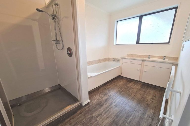 Photo of property in 43 Pencarrow Street, Highbury, Palmerston North, 4412