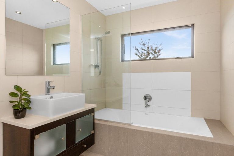 Photo of property in 49 Lane Road, Havelock North, 4130