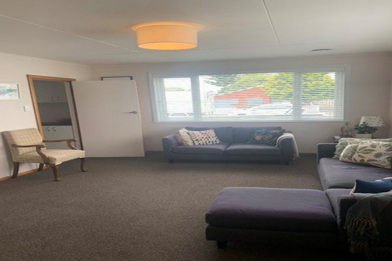 Photo of property in 22 Tama Street, Alicetown, Lower Hutt, 5010