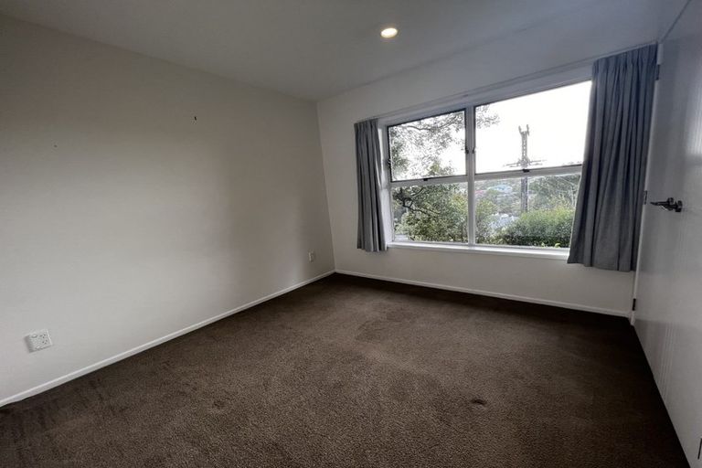 Photo of property in 2/152 Manuka Road, Bayview, Auckland, 0629