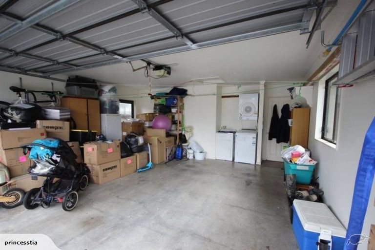 Photo of property in 115 Mandel Mews, Waiwhetu, Lower Hutt, 5010
